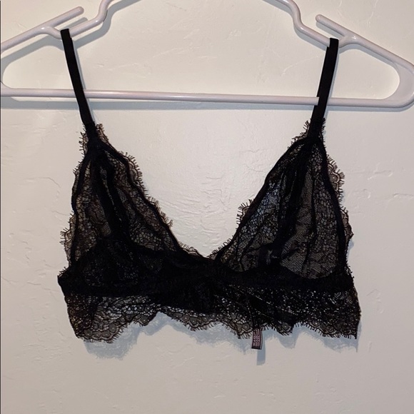 New VS bralett